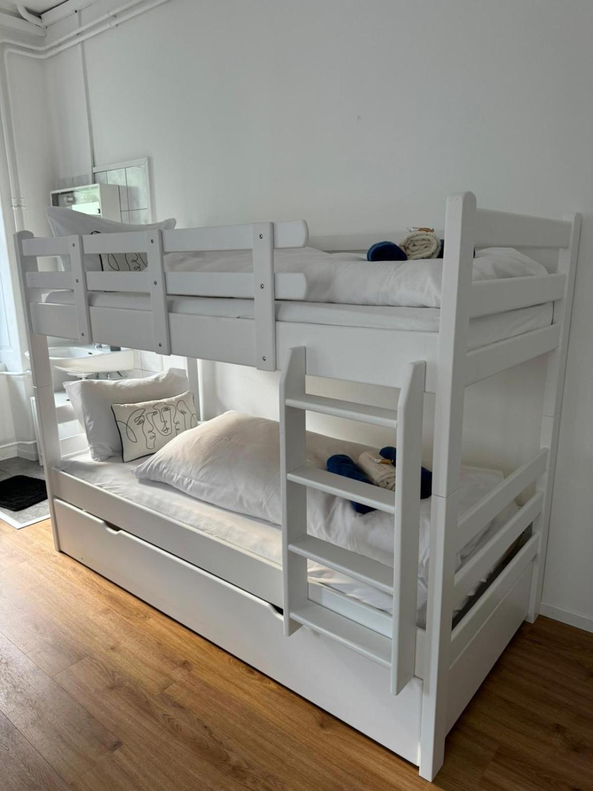 Apartmán Haus Zum Ruetli Chur Pokoj fotografie
